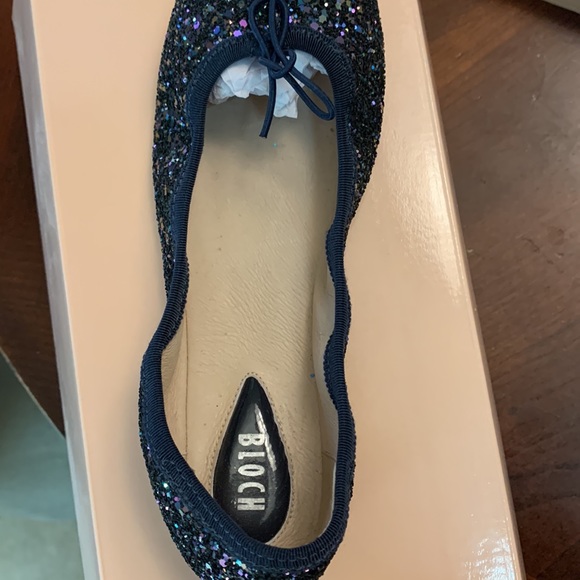 Bloch Navy sparkle ballet dress shoes size 3.5 - Picture 12 of 12